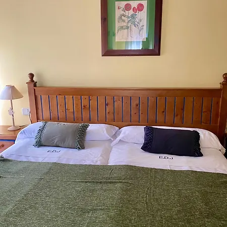 Es De Don Joan Aparthotel Unha