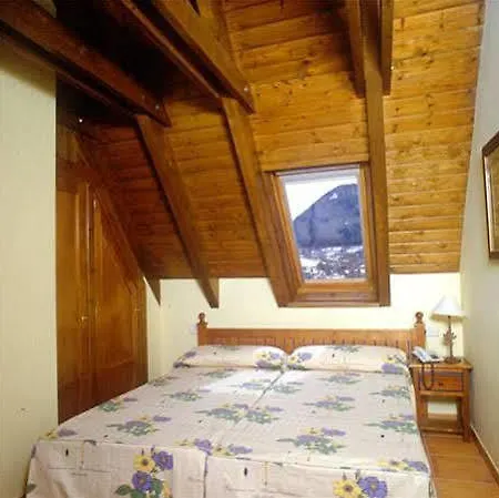 Apartahotel Es De Don Joan Unha